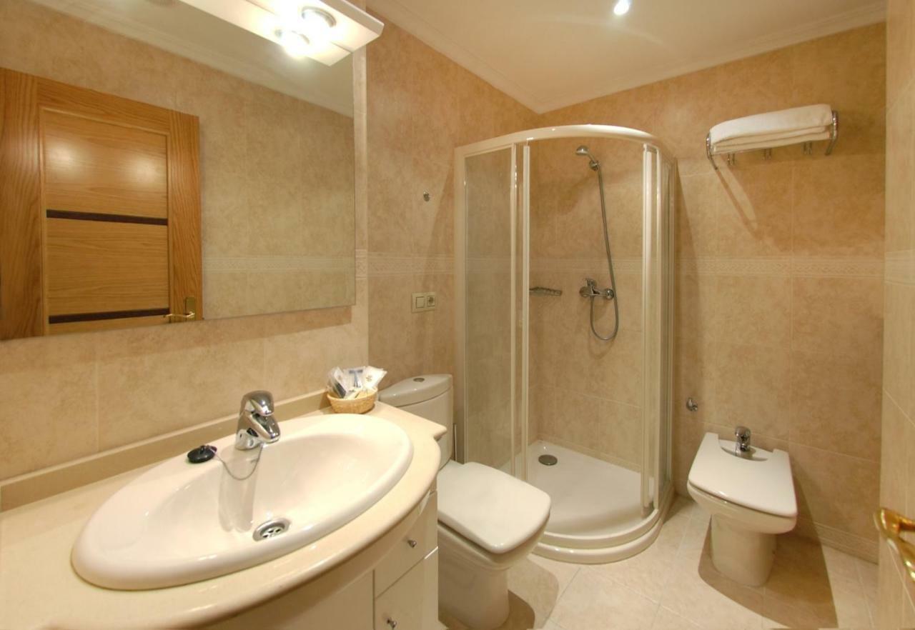 Apartamentos Mediterraneo Real 2 Фуэнхирола Экстерьер фото