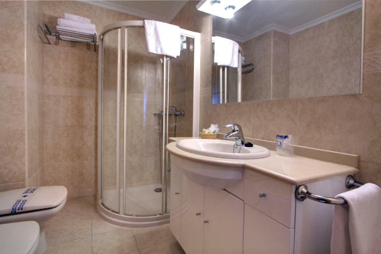 Apartamentos Mediterraneo Real 2 Фуэнхирола Экстерьер фото